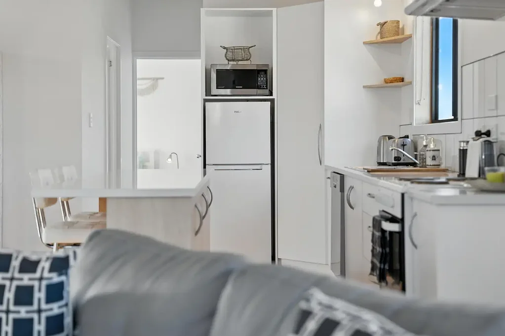 Beauty Point 4 Bedroom House and 1 Bedroom Studio