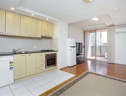 8/13 Ernest Street, Crows Nest, Lower North Shore, 0 ห้องนอน, 1 ห้องน้ำ, Studio