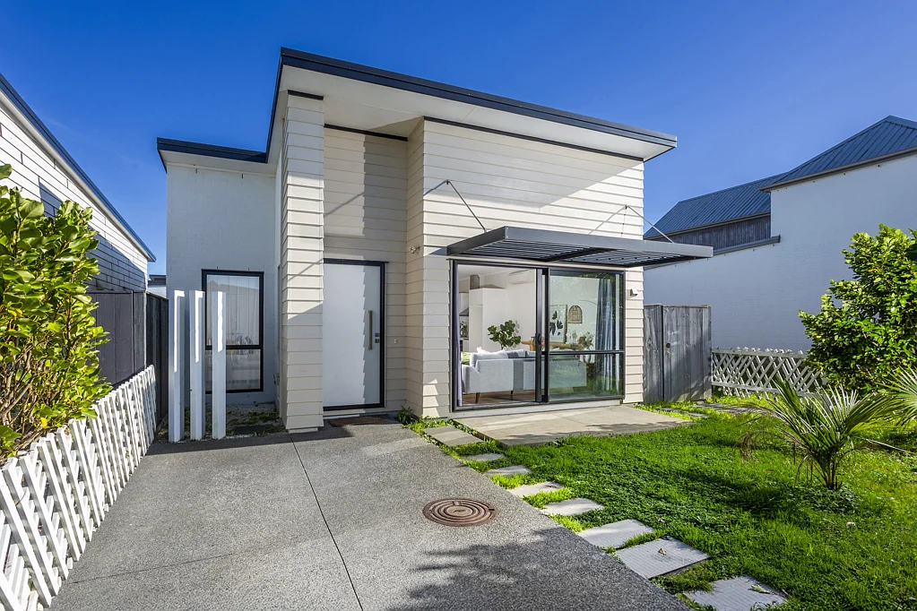 10 Grey Warbler Road, Hobsonville, Waitakere City, Auckland