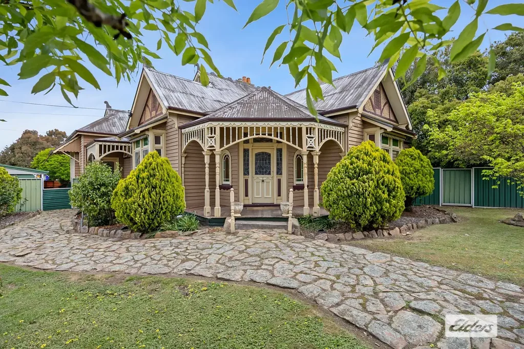 6 Bell Street, Ararat, VIC 3377