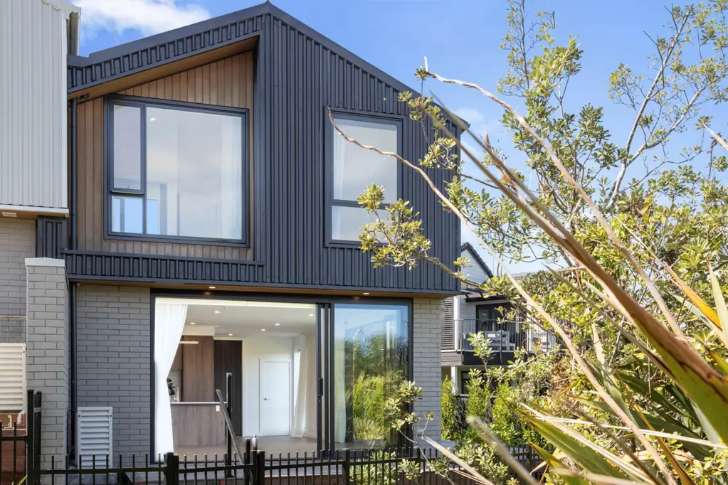 Point Chevalier 4બેડરૂમ Rare Four-Bed Gem, Top Location