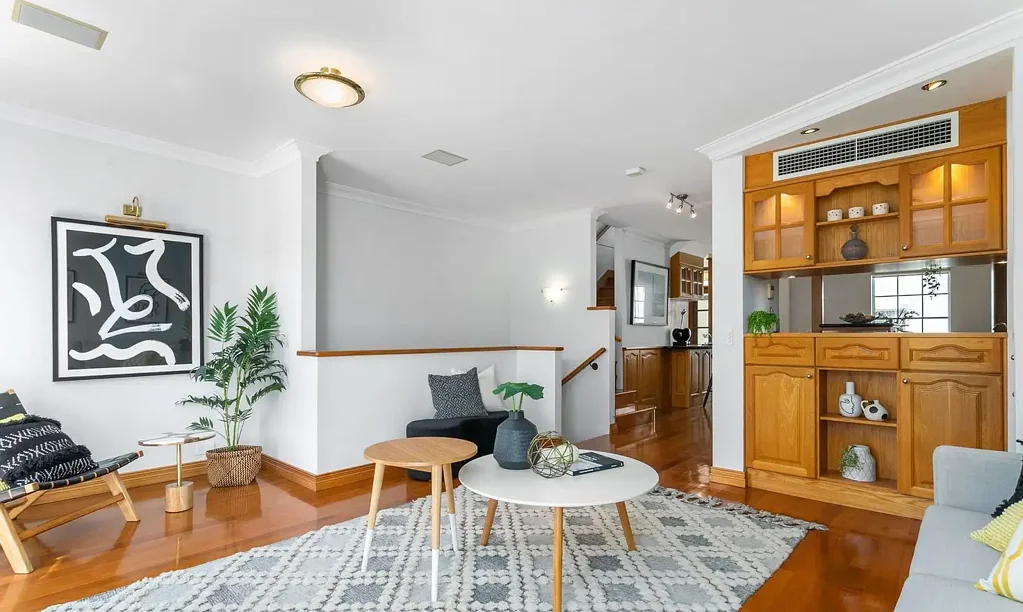 West Perth 2 Slaapkamer Rare West Perth Townhouse with Commercial Suite - Space, Flexibility & Style