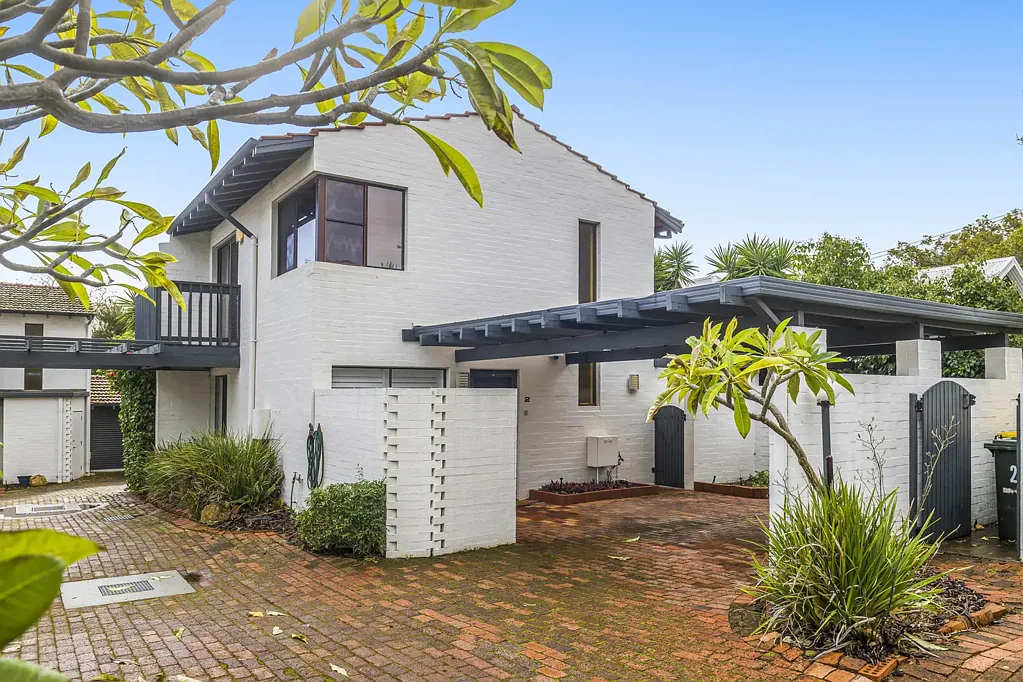South Perth 2Phòng ngủ Opportunity in a tightly held pocket