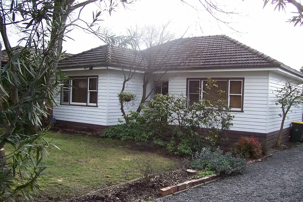 Spacious Home in a Convenient Blackburn South Location