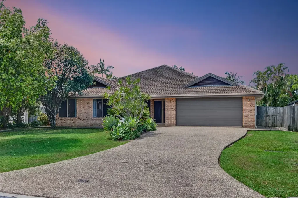 16 Fir Place, Warner, QLD 4500