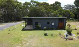 1 Gem St, Russell Island