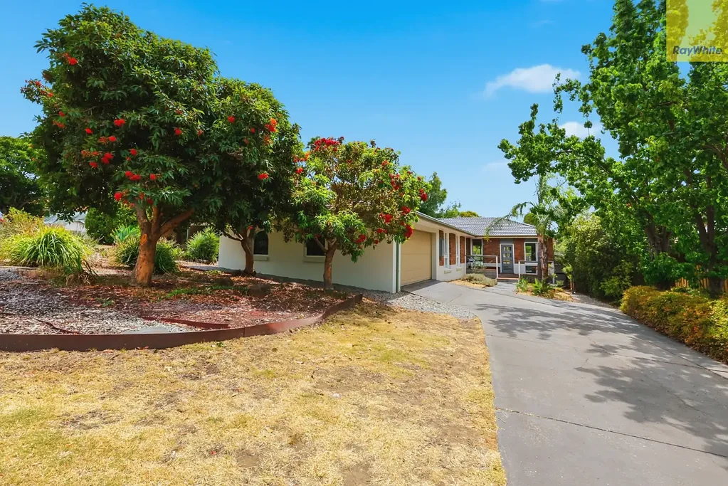 19 Robertsons Road, Darley, VIC 3340