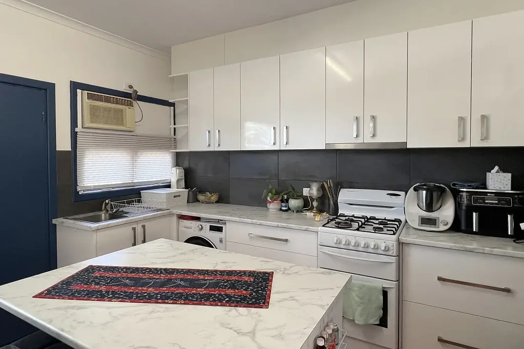Versatile Unit Opposite Whait Reserve