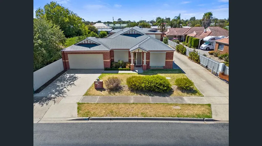 NEAT THREE BEDROOM UNIT