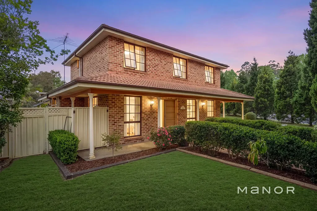 Castle Hill 5房 宁静静街中的宽敞家庭生活 Spacious Family Living in a Peaceful Cul-de-Sac