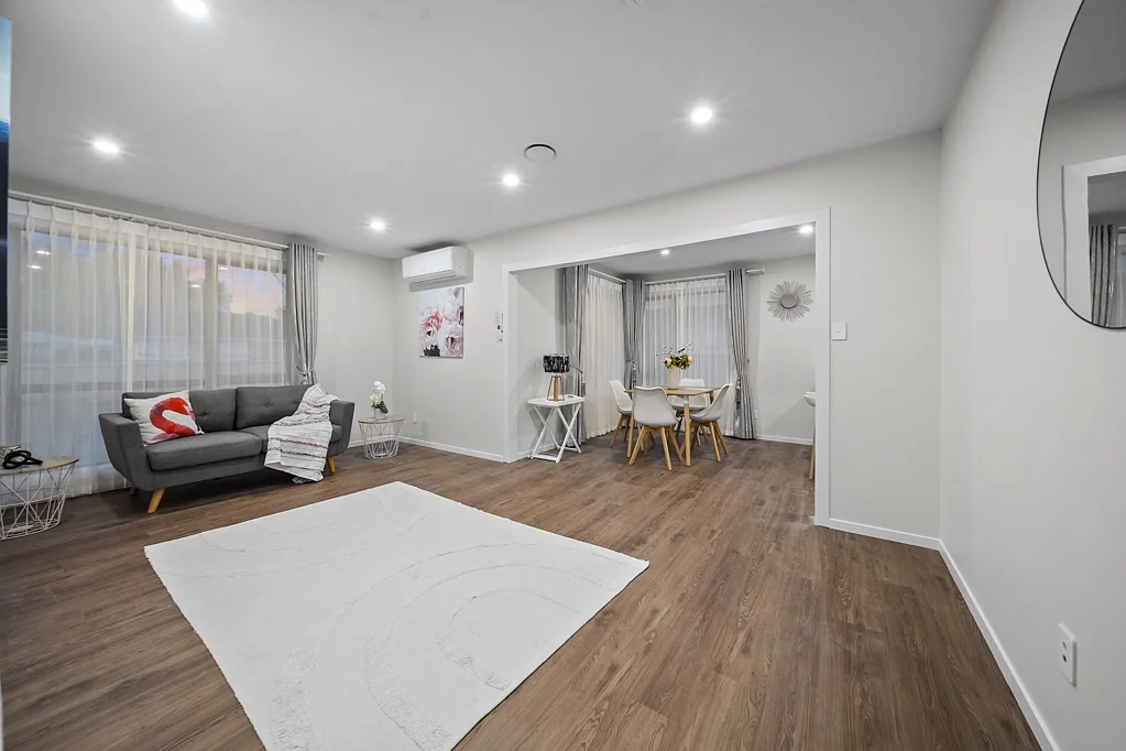 Otara 3ห้องนอน STUNNING Family Home! + 2 Cabins