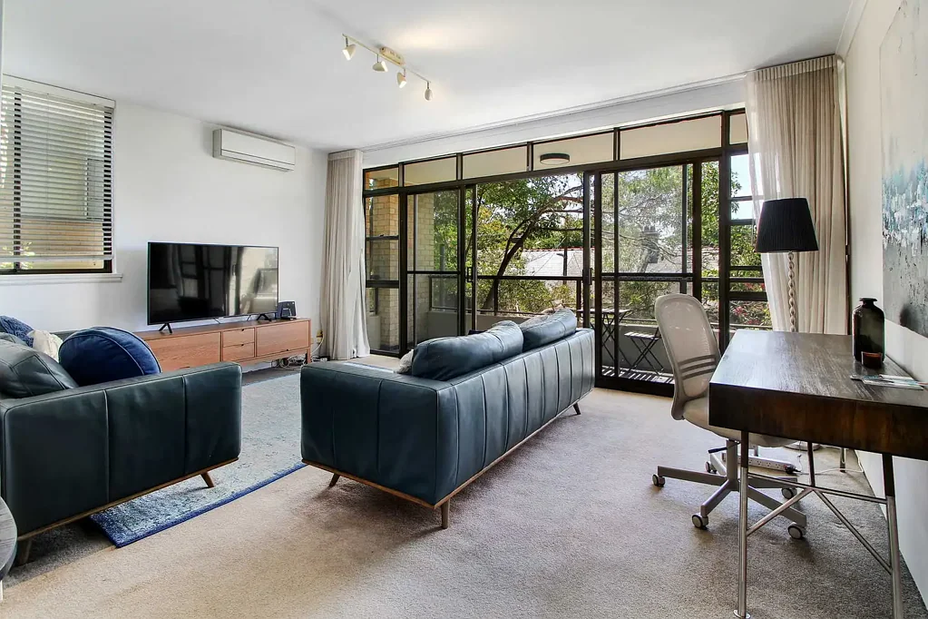 North-facing furnished apartment on Glebe Point