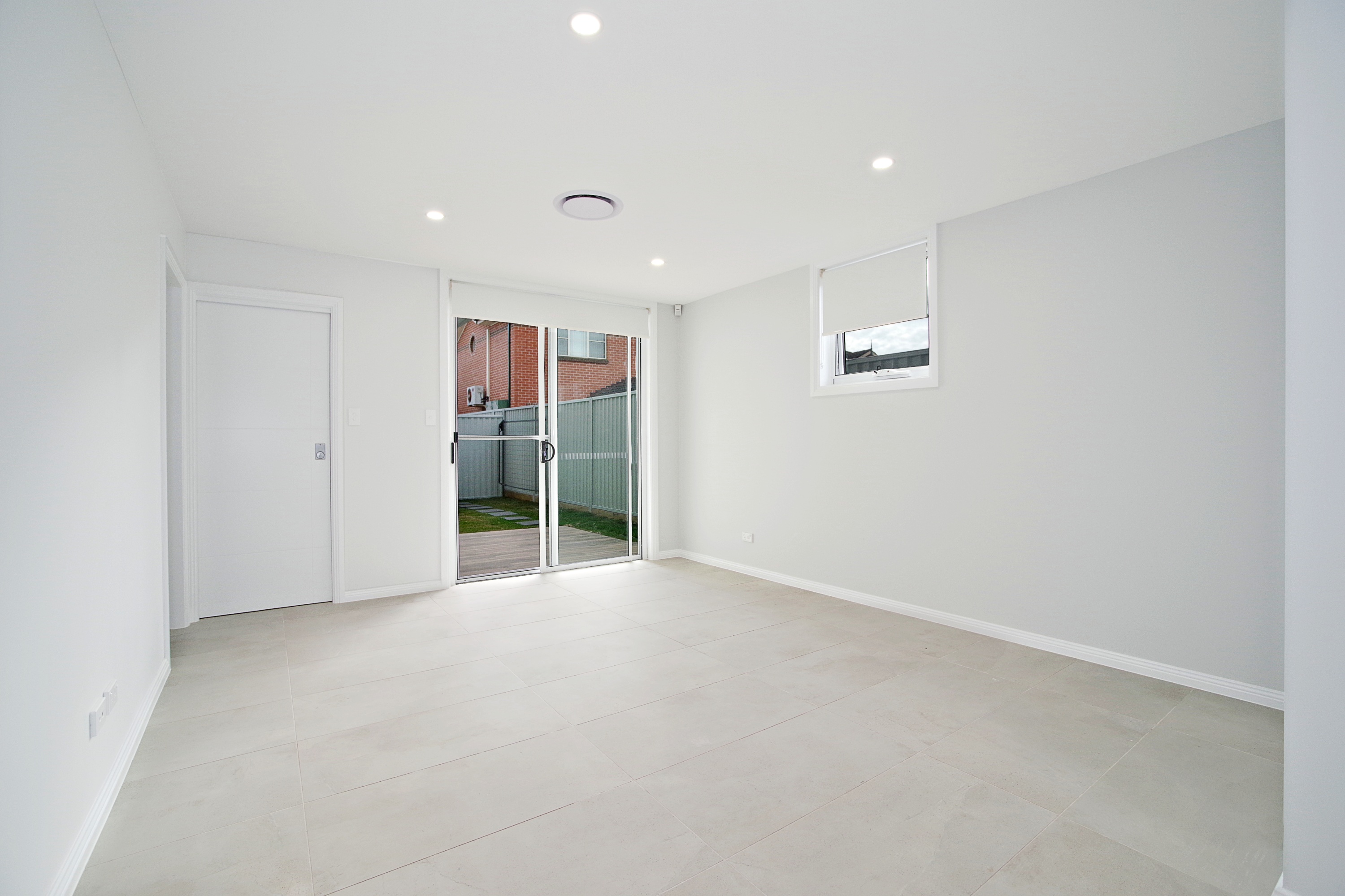 11 JUNCTION RD, MOOREBANK NSW 2170, 0 침실, 0 욕실, Townhouse