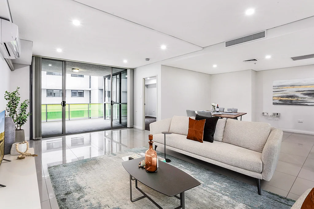 Premium Urban Living | Modern 1-Bed Oasis with Parking in the Heart of Mascot