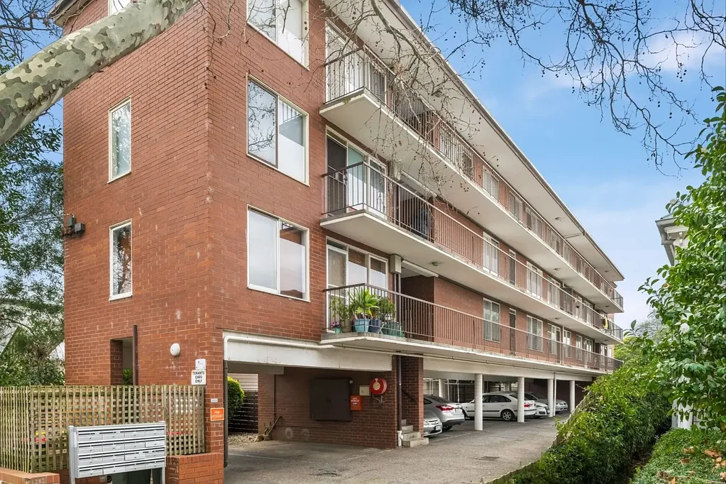 6/49 Farnham Street, Flemington, VIC 3031
