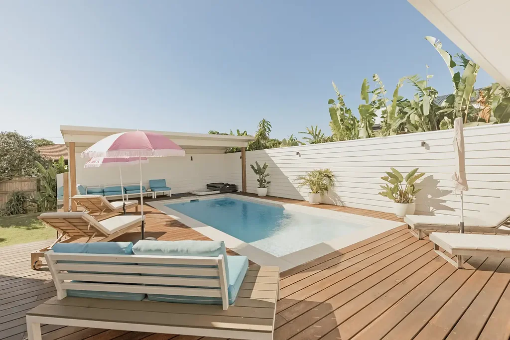 Kingscliff 5બેડરૂમ Renovated Coastal Family Entertainer with Poolside Paradise