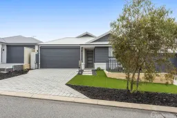 27 Runaway Approach, Golden Bay