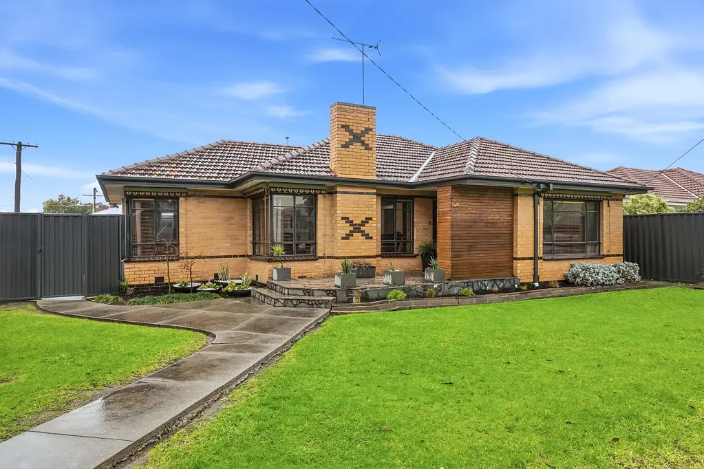 Altona North 3 Slaapkamer Timeless Character, Modern Comfort