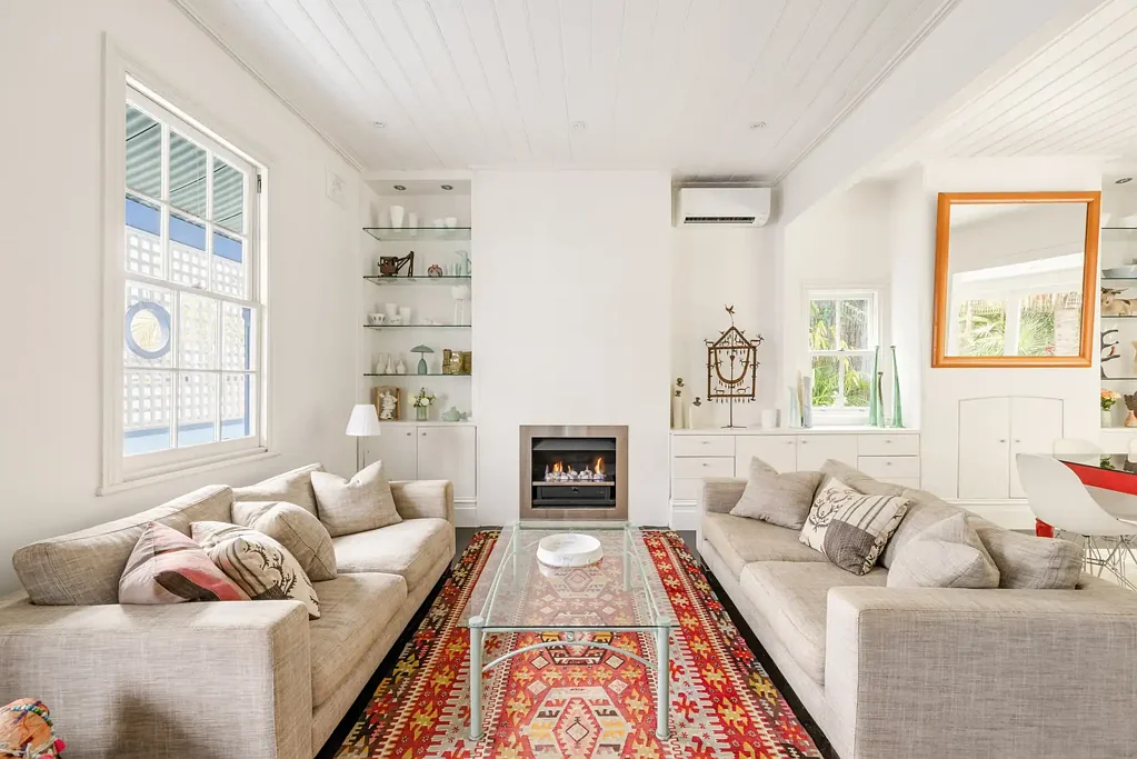 Paddington 4Zimmer 12m wide freestanding cottage in top-end Paddington pocket