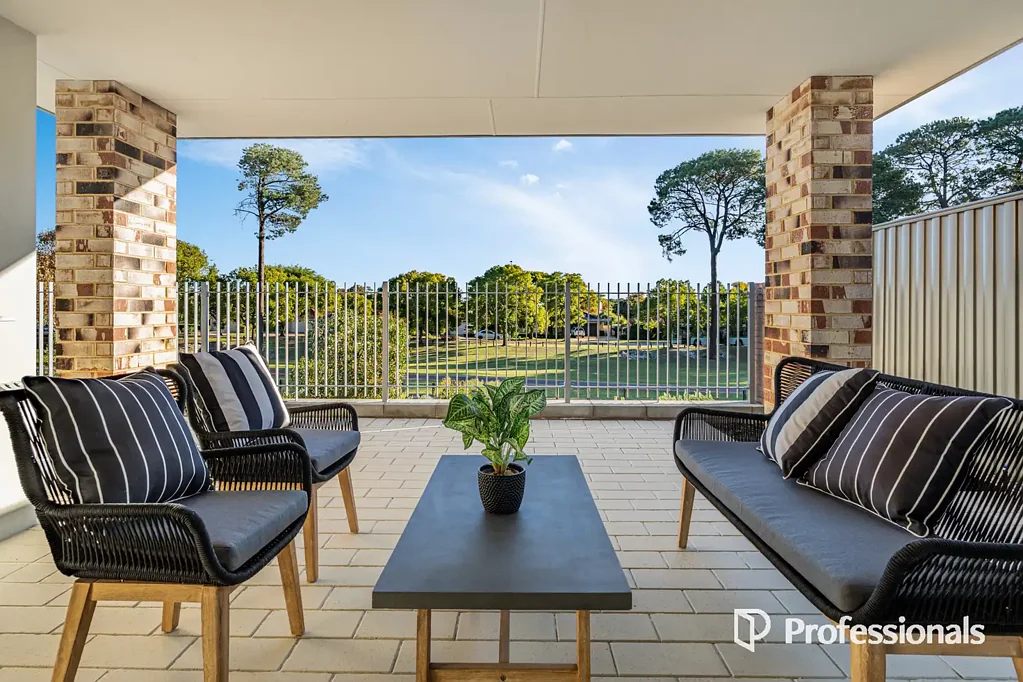 Ellenbrook 3कमरा Brand New. Never Lived In. A Modern 3x2 Home Overlooking the Pines