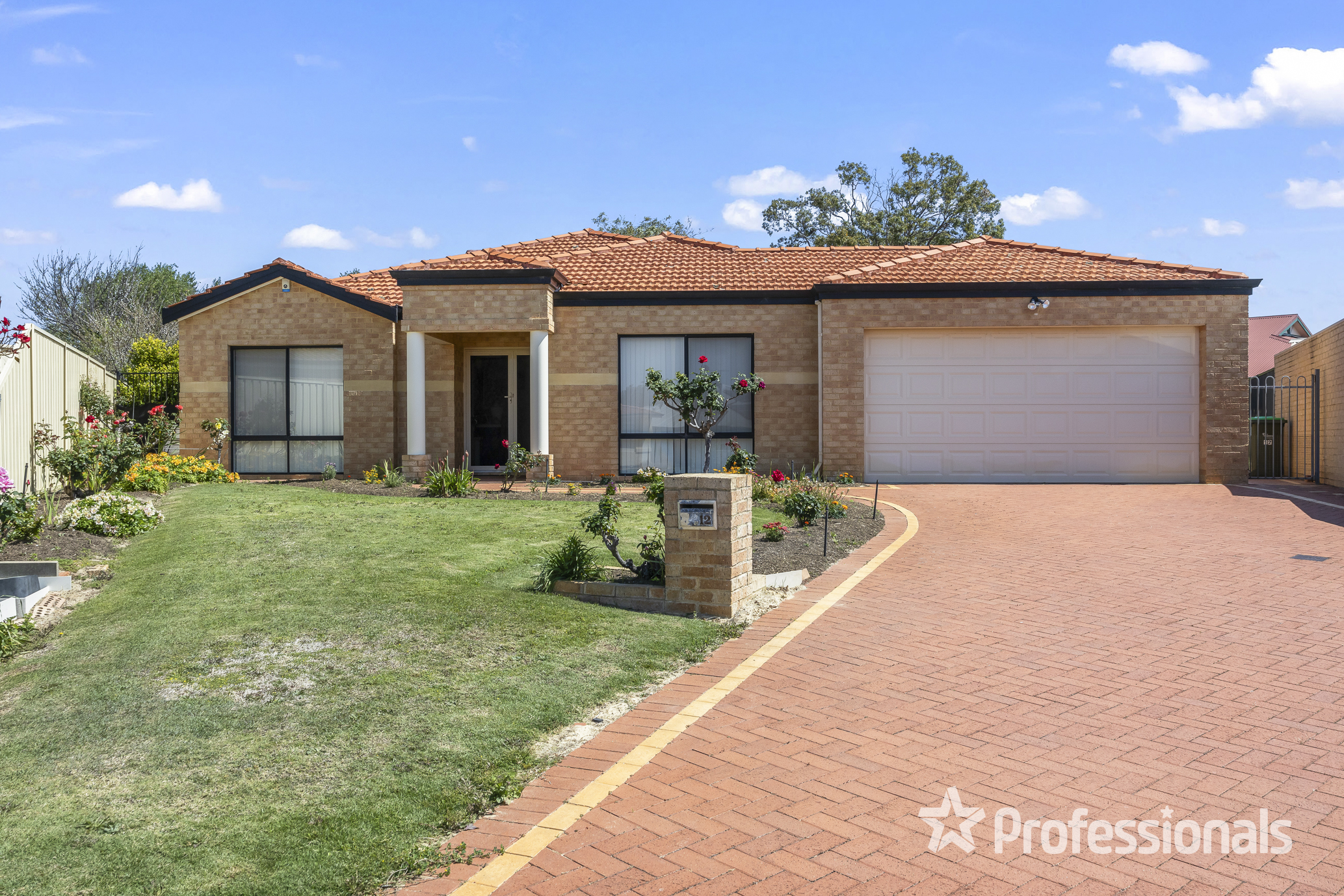 12 AUBURN CL, MARANGAROO WA 6064, 0房, 0浴, House