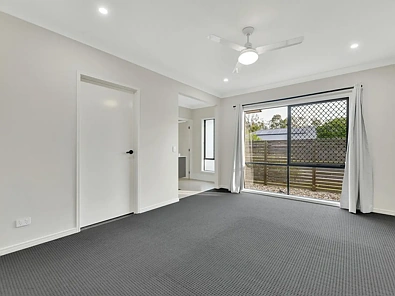 Silid Pahingahan - 38 Walker Circuit, Flagstone, QLD 4280
