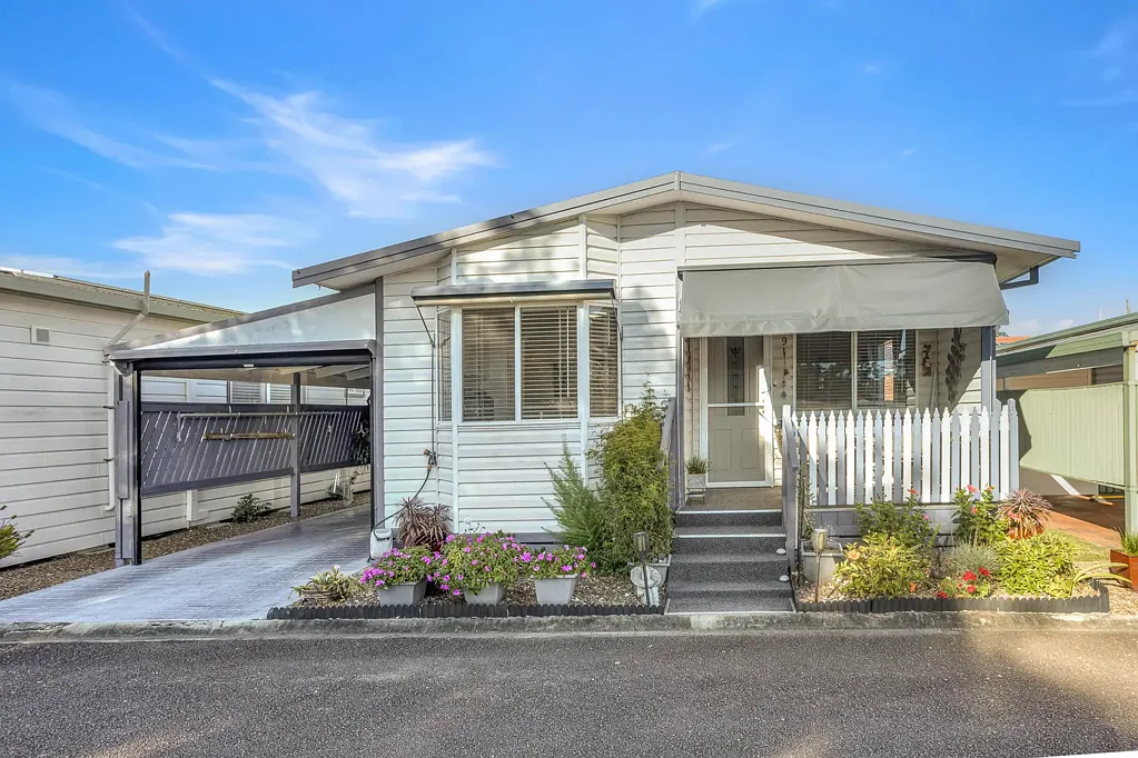 Chain Valley Bay 2房  Superb Retirement Living