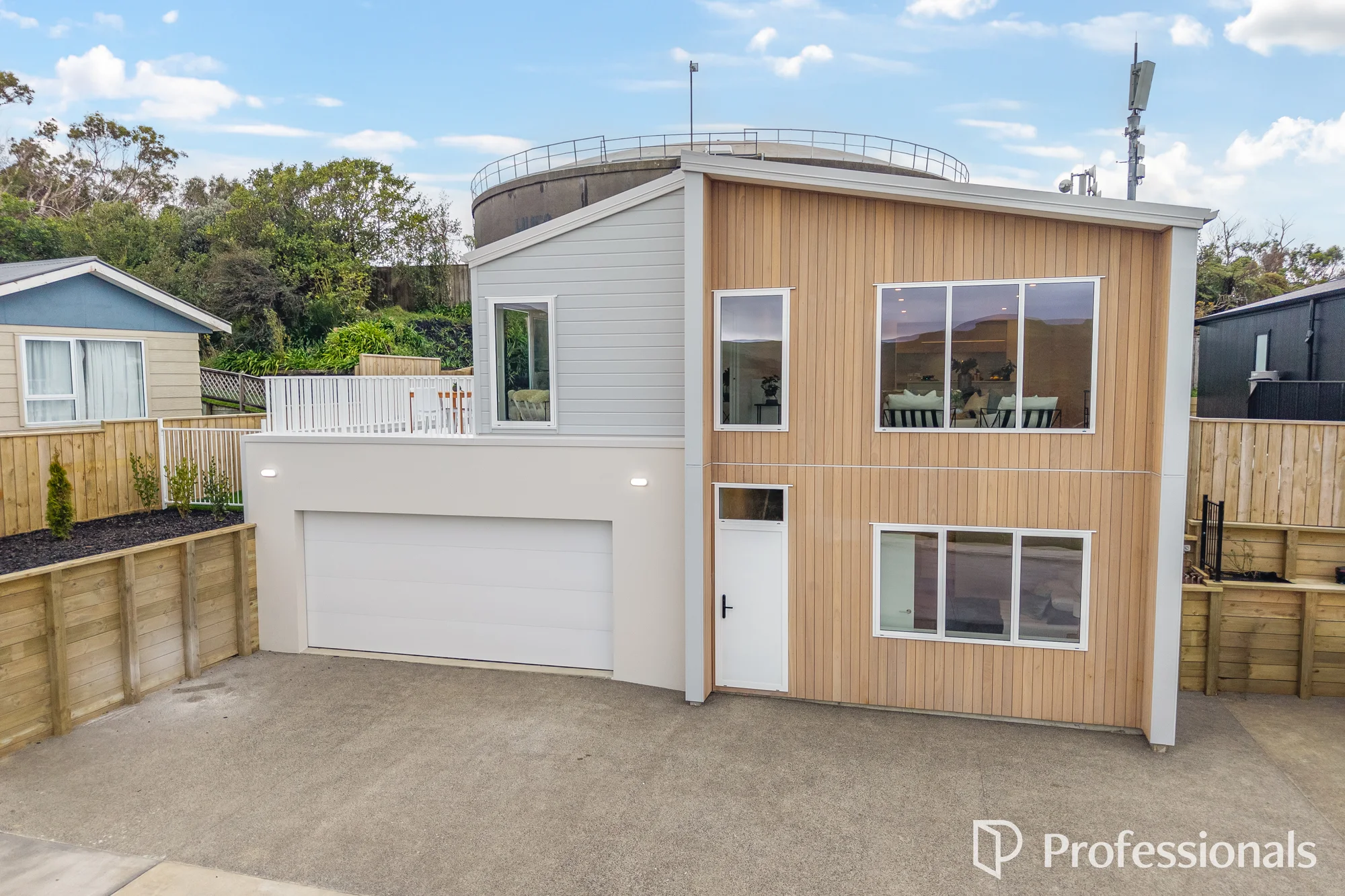 Kelson 4房  Double the Living, Double the Comfort – A Brand New Kelson Home