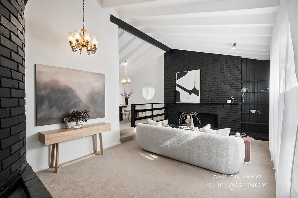 Booragoon 4房  FANTASTIC LOCATION AND FUTURE DEVELOPMENT