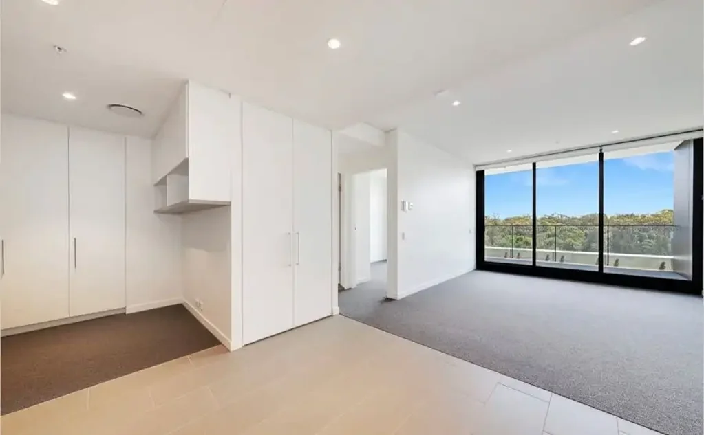 UNFURNISHED - AVAILABLE 5th September 2026