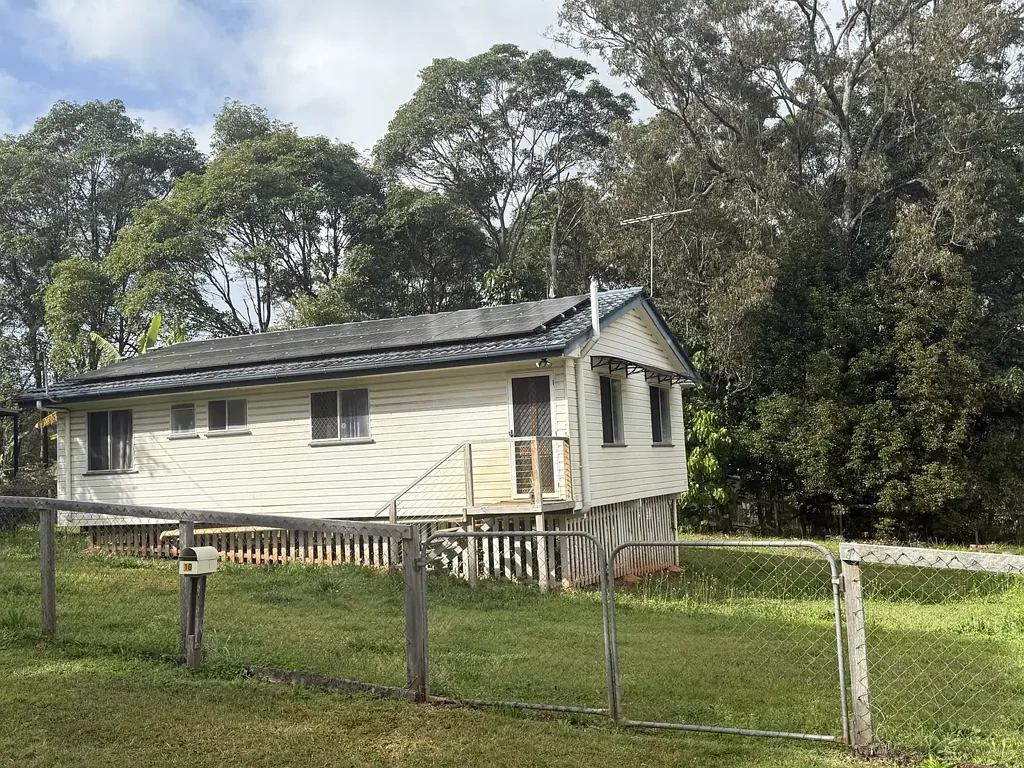 Russell Island 3 Bedroom 🏡 Charming Investment Opportunity on Russell Island 10 Roebuck Road, Russell Island QLD 4184