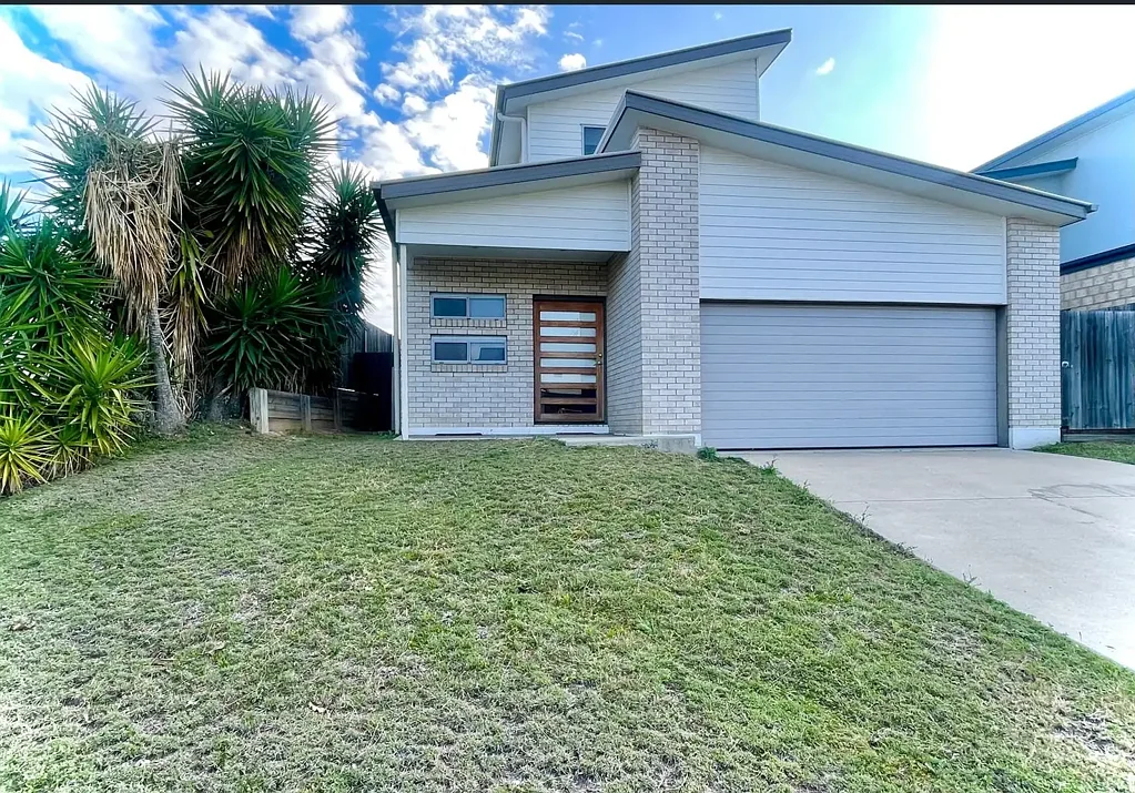 Four bedroom modern home - Best value in Moranbah!