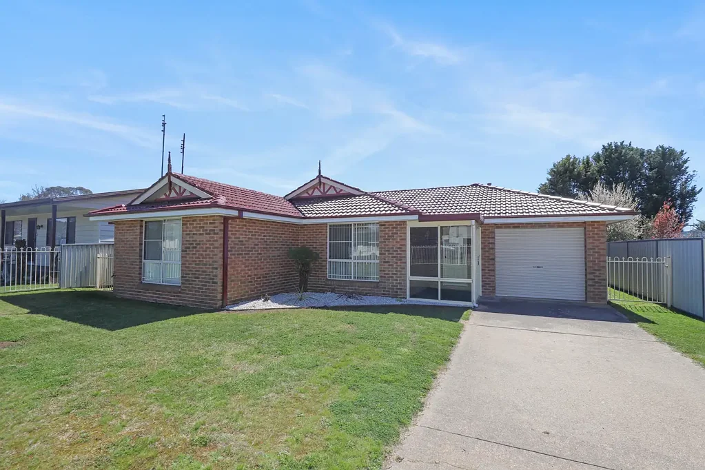 Comfortable Family Living in a Great Location