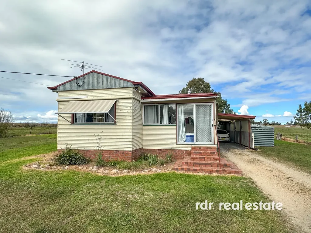 Inverell 10 ACRES OF FRESH AIR & PRIVACY
