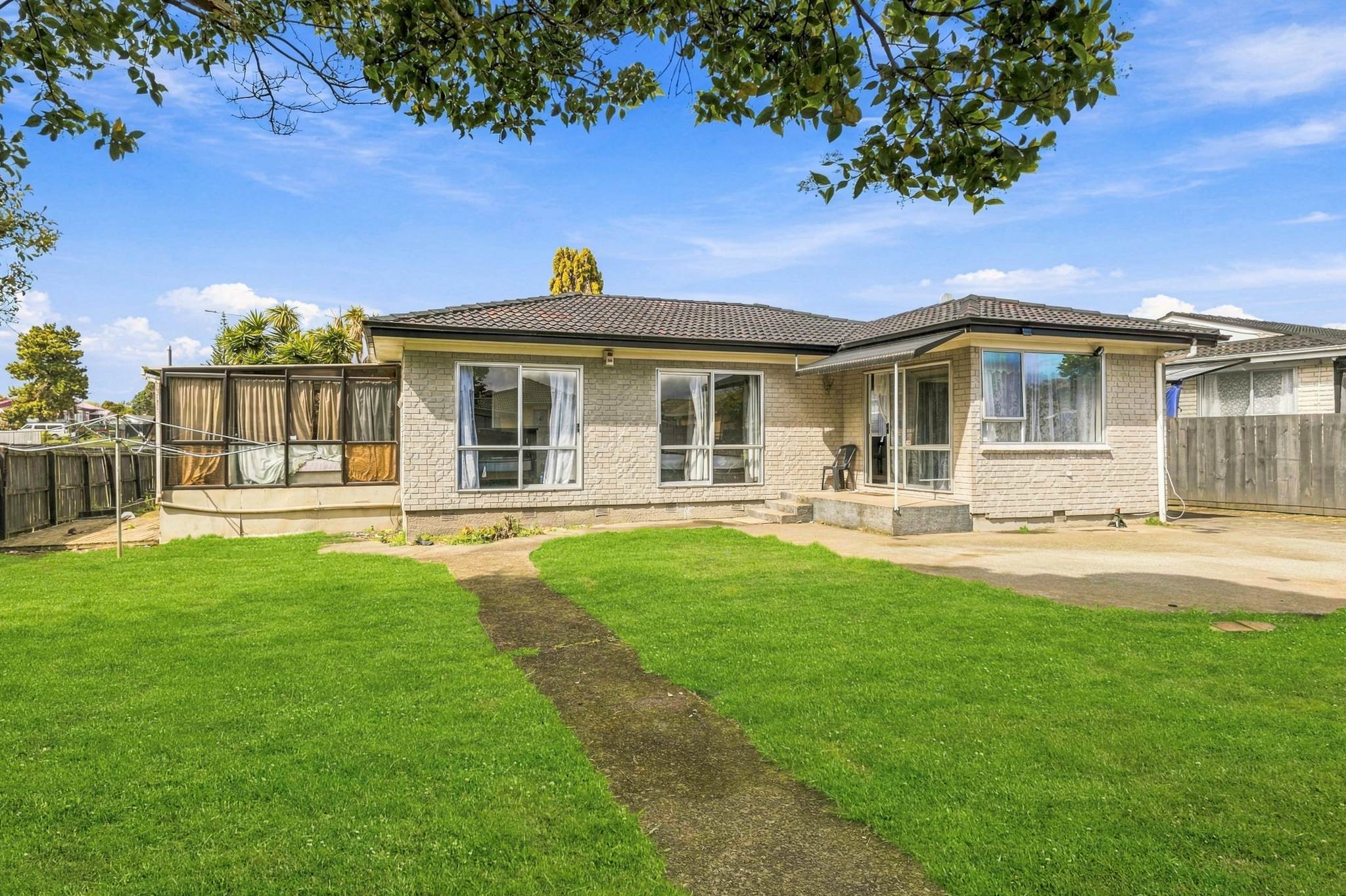 2 Benton Place, Manurewa, photo 8