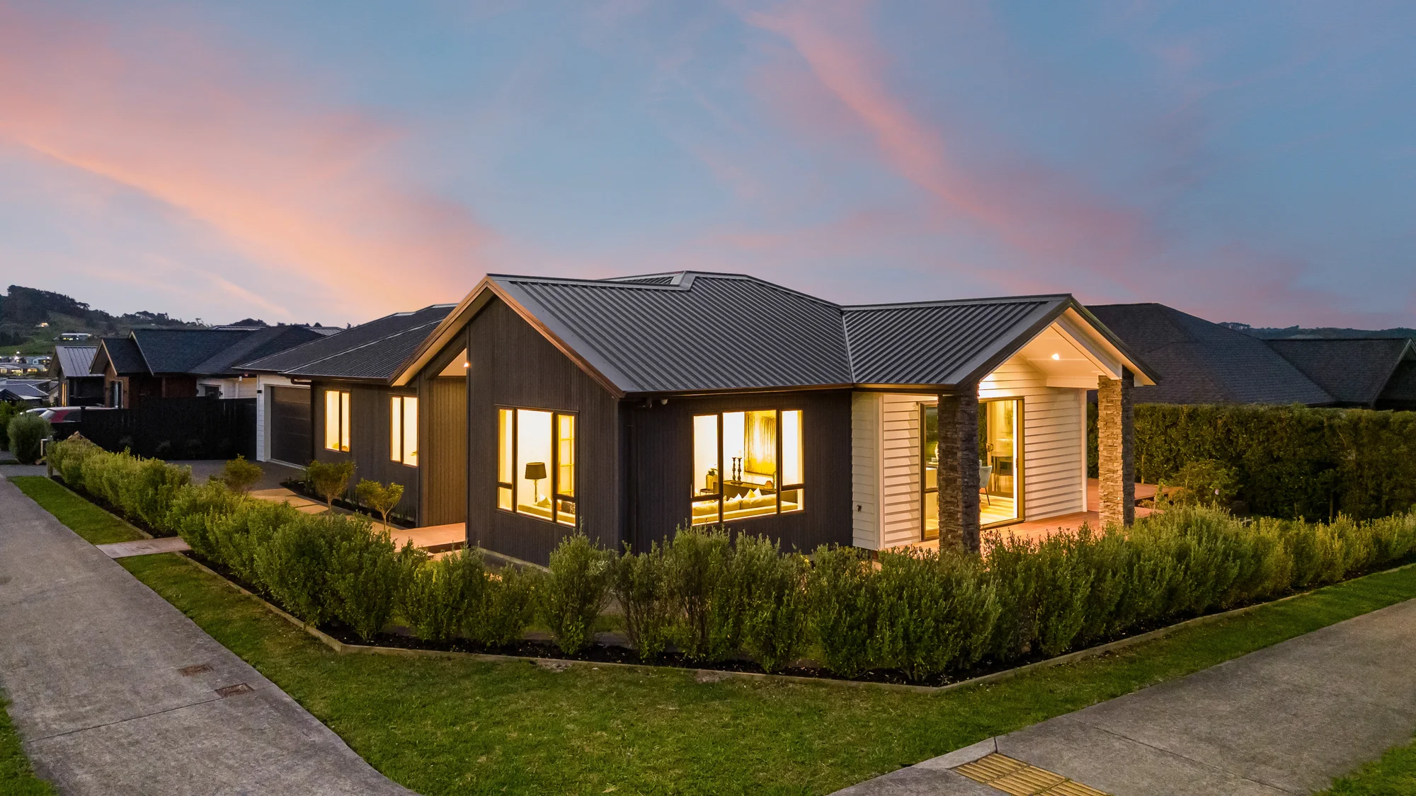 Wainui 4Habitaciones EX-Show Home- Where Space Meets Serenity