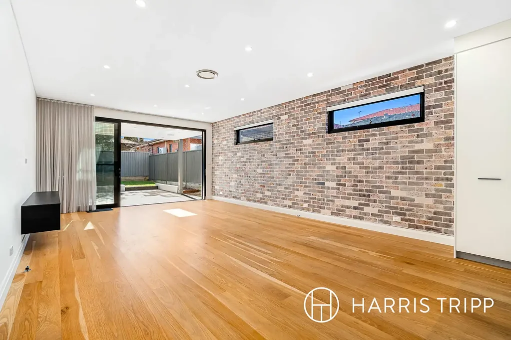 Architectural Elegance In A Central Pocket Of Ashfield
