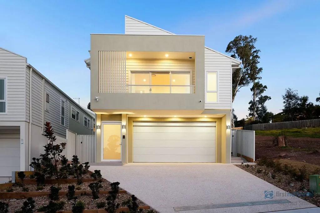 Tahmoor 5房 全新定制住宅 四卧宽敞卧室 独立granny flat 高端装修 奢华主套房 开放式生活区 顶级电器 双车库 环氧地板 景观车道 Luxurious 4 Bedroom Home & Granny Flat on 512m2