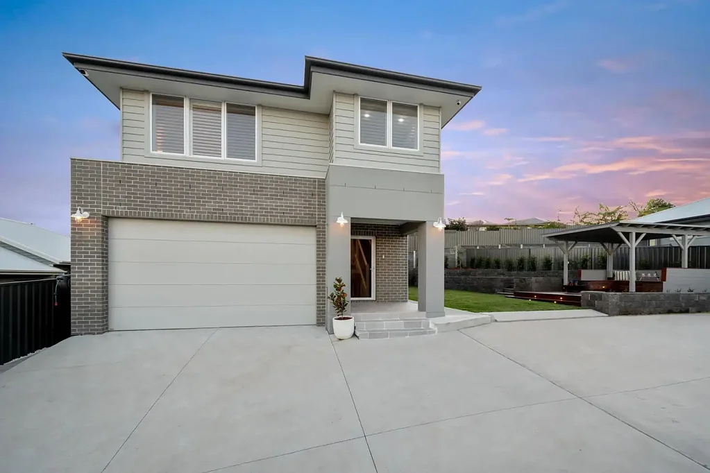 8 Odette Street, Cameron Park, NSW 2285