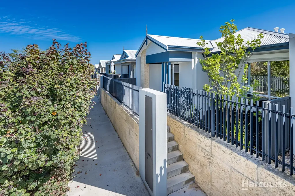 5 Lux Lane, Eglinton, WA 6034