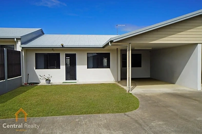 Mareeba 2Moenga LOW MAINTENANCE, MODERN UNIT IN CENTRAL LOCATION