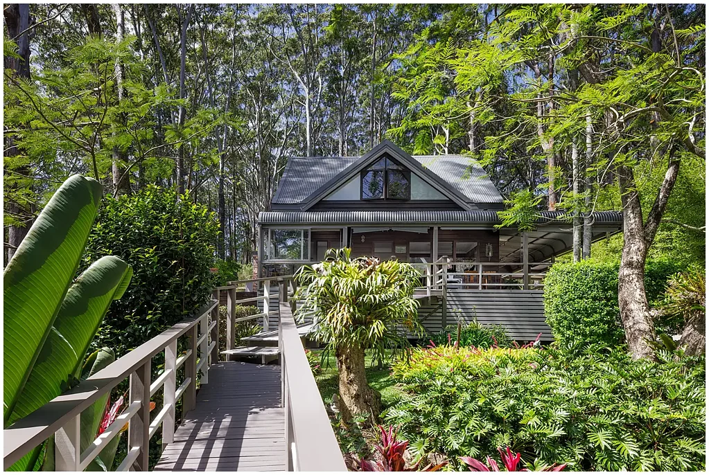 Smiths Lake 3कमरा A Hidden Gem with Character, Craftsmanship & Endless Possibilities