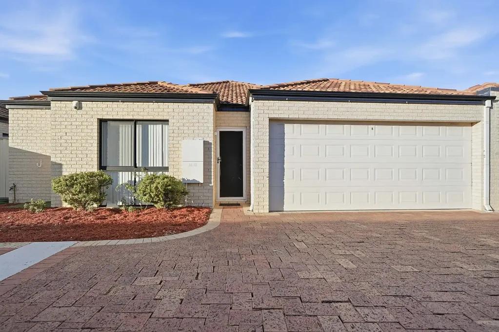 Cannington 3ห้องนอน Low Maintenance Living in a Prime Cannington Location