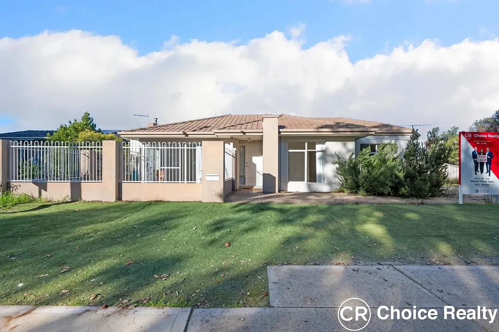 1/156 Streich Avenue, Kelmscott, WA 6111