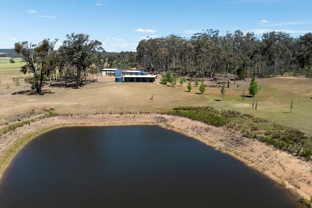 Dunedoo Off-Grid Living on 350 Acres