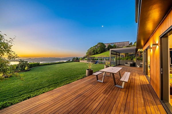 Aotea 4房  SECLUDED & PRIVATE FAMILY LIVING AT IT'S BEST!