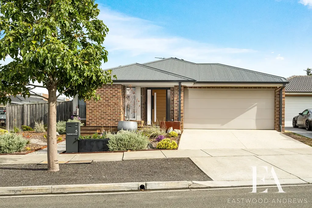 5 Daybreak Avenue, Armstrong Creek, VIC 3217