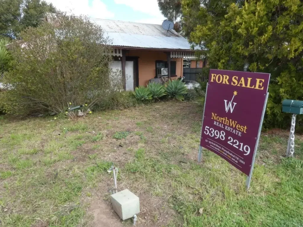 Warracknabeal 2ਬੈੱਡਰੂਮ IT'S CHEAP FOR A REASON
