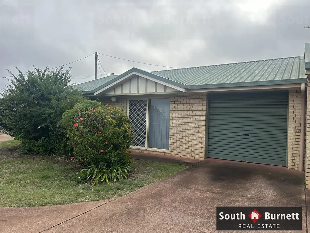 Low-Maintenance 2-Bedroom Unit in Convenient Kingaroy Location