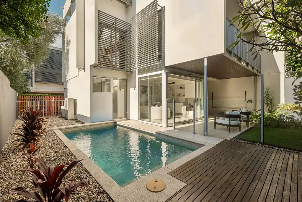 New Farm 4Moenga Sophisticated Three-Level New Farm Townhouse with Private Pool